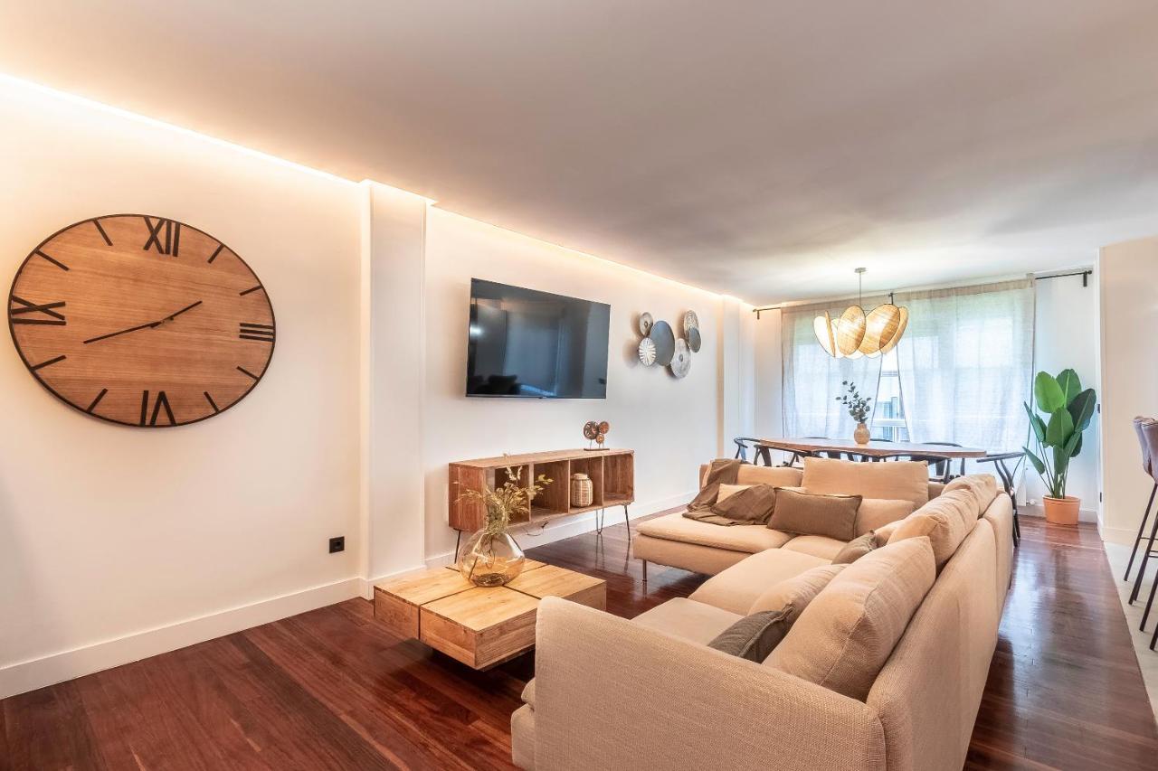 New! Lovely 4-Bedroom Loft In Bilbao Eksteriør bilde