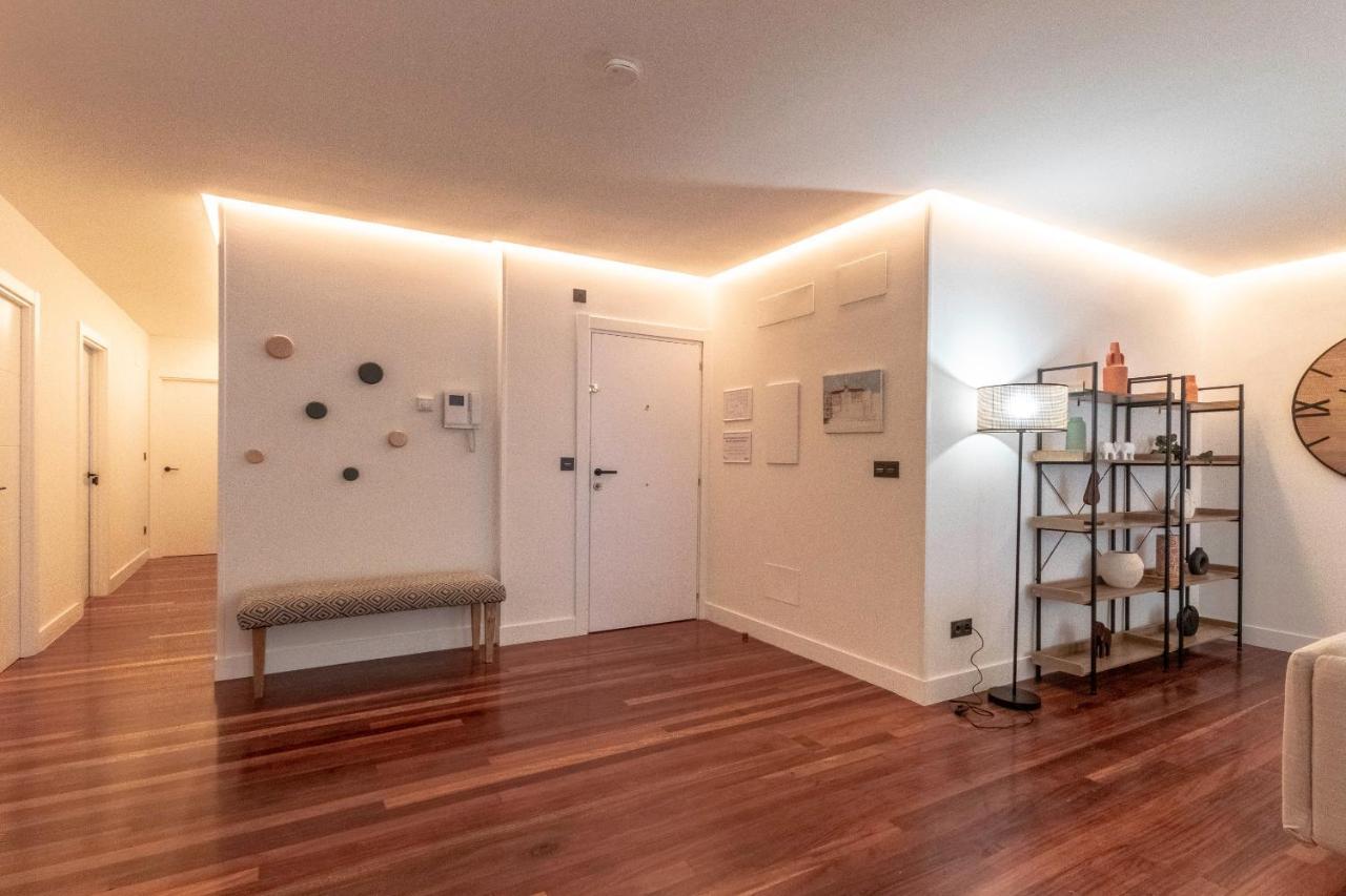 New! Lovely 4-Bedroom Loft In Bilbao Eksteriør bilde