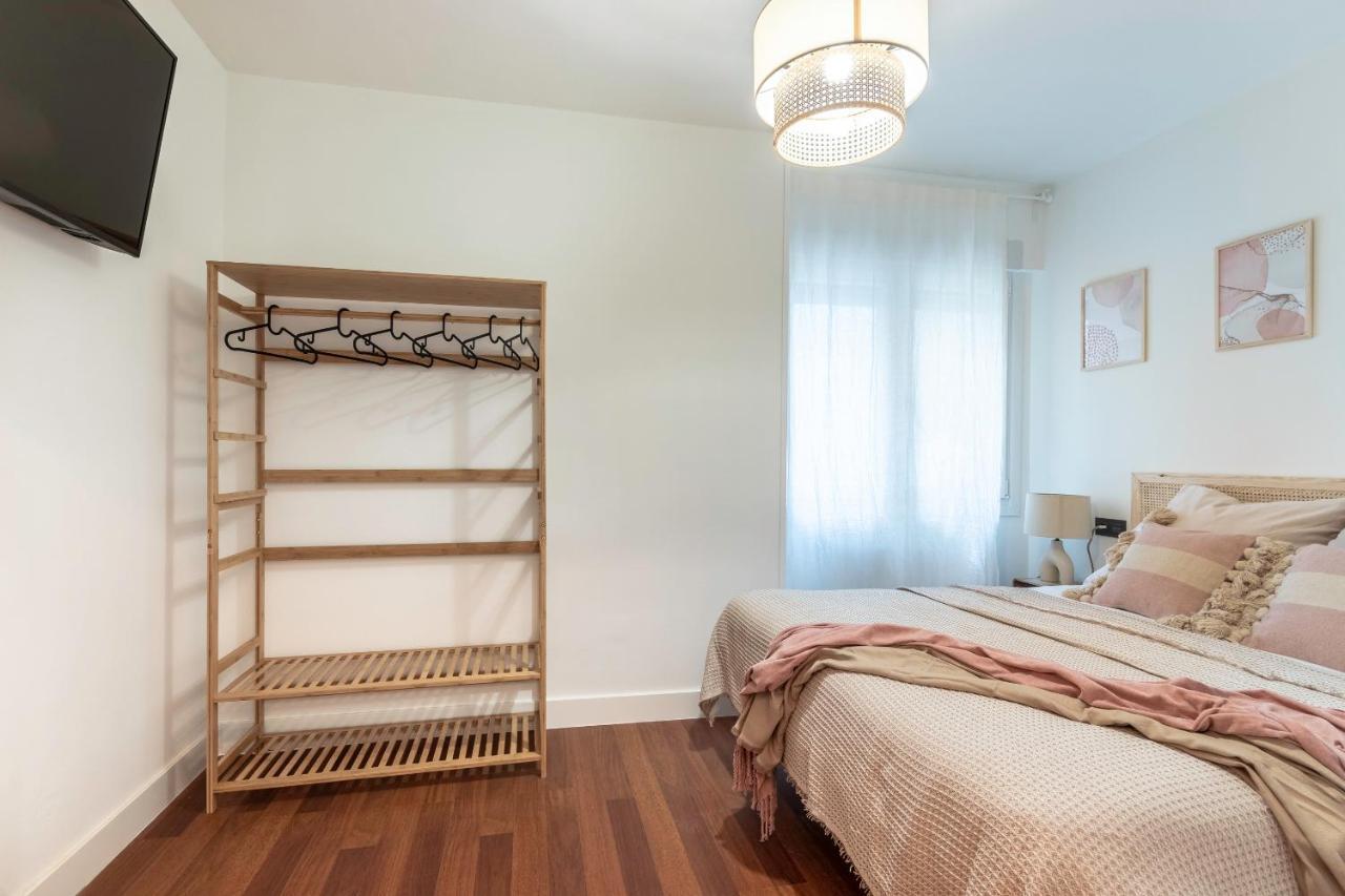 New! Lovely 4-Bedroom Loft In Bilbao Eksteriør bilde