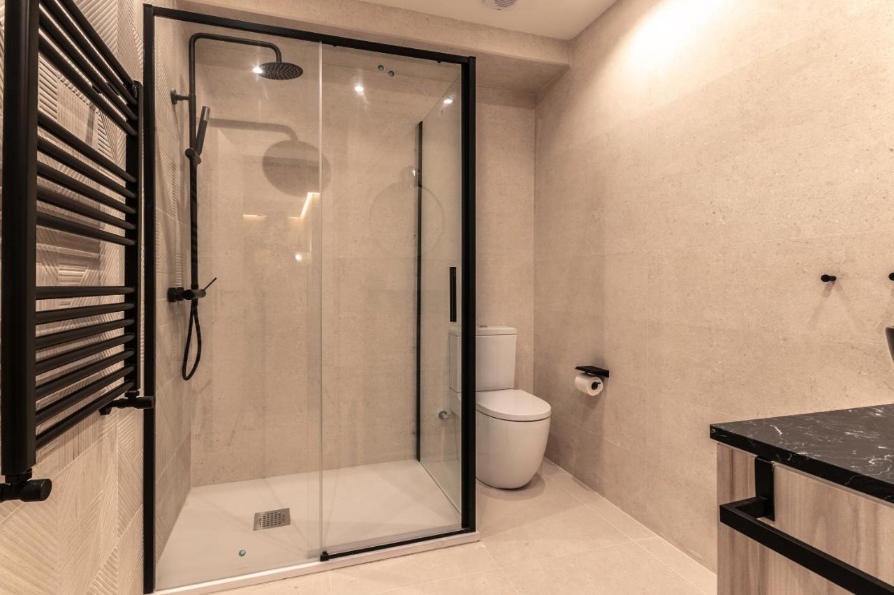 New! Lovely 4-Bedroom Loft In Bilbao Eksteriør bilde